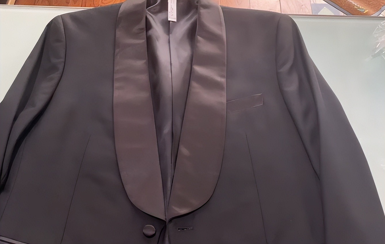 5 thứ cho vào máy giặt không khác "ném tiền qua cửa sổ": Hỏng máy, người còn dễ sinh bệnh! - Ảnh 2. 5 thứ cho vào máy giặt không khác "ném tiền qua cửa sổ": Hỏng máy, người còn dễ sinh bệnh! - Ảnh 2.