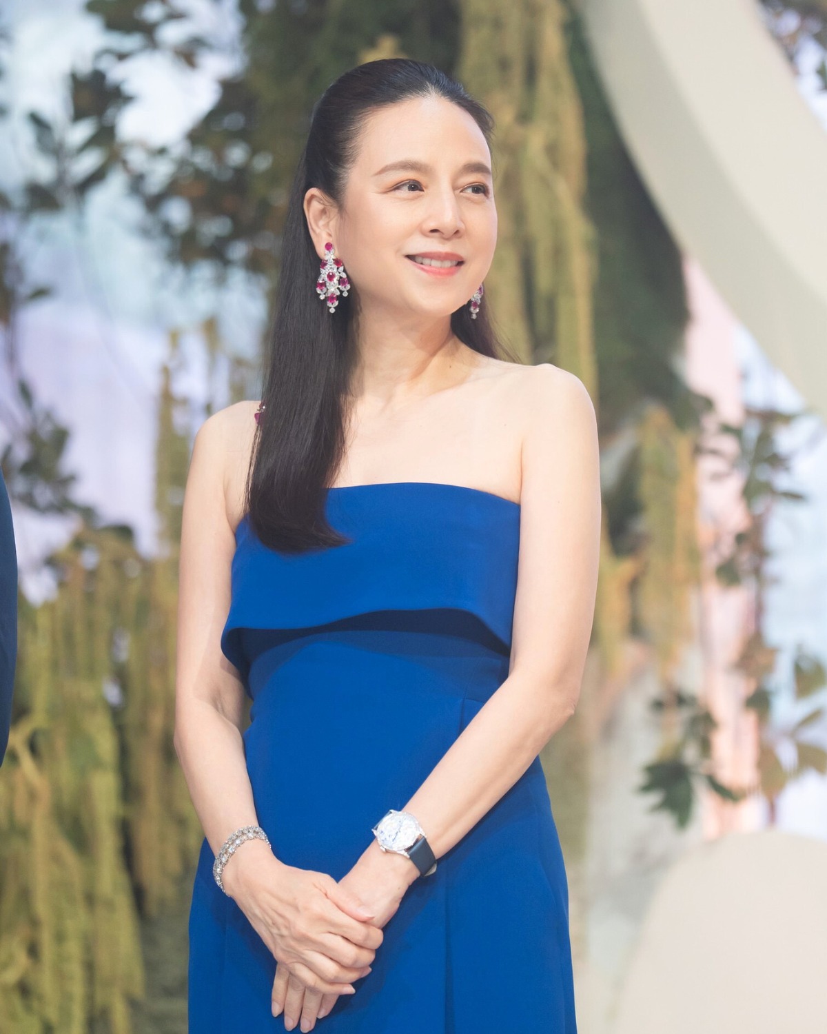 Ảnh thời trẻ của Madam Pang gây sốt: Nhan sắc ‘cực phẩm’, nay quyền lực nhất bóng đá Thái Lan- Ảnh 2. Ảnh thời trẻ của Madam Pang gây sốt: Nhan sắc ‘cực phẩm’, nay quyền lực nhất bóng đá Thái Lan- Ảnh 2.