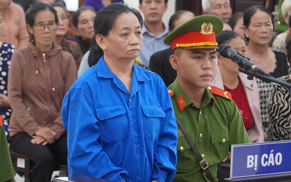 'Siêu lừa' Lê Thị Lại lĩnh án chung thân