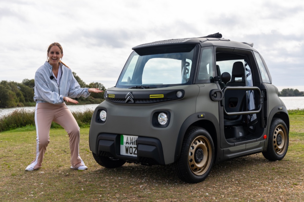 Thế giới còn xe điện nào nhỏ hơn VinFast Minio Green không?- Ảnh 3.