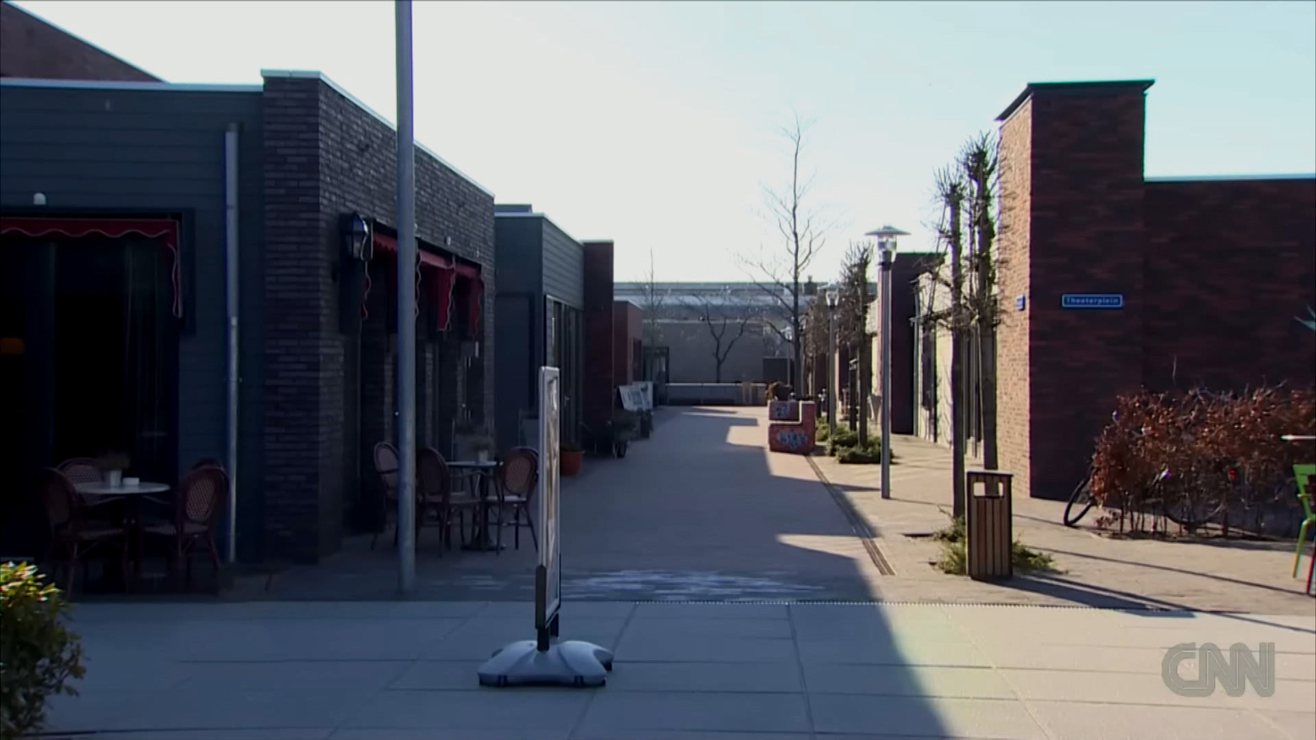 Bên trong ngôi làng của gần 200 người già sa sút trí tuệ: Khi cuộc sống không còn ký ức!- Ảnh 1. Bên trong ngôi làng của gần 200 người già sa sút trí tuệ: Khi cuộc sống không còn ký ức!- Ảnh 1.