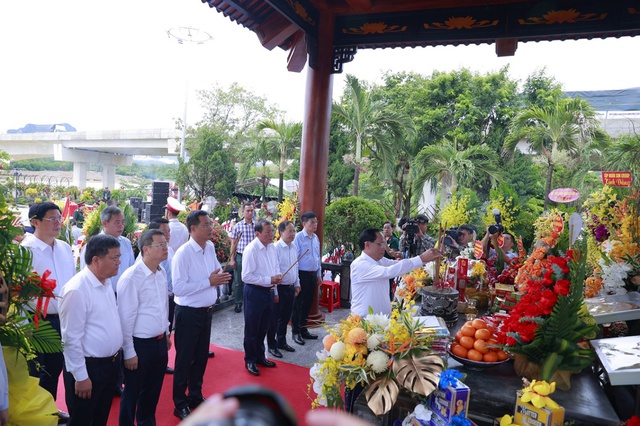 Khánh thành Khu tưởng niệm thanh niên xung phong hy sinh tại bến phà Long Đại - Ảnh 2. Khánh thành Khu tưởng niệm thanh niên xung phong hy sinh tại bến phà Long Đại - Ảnh 2.