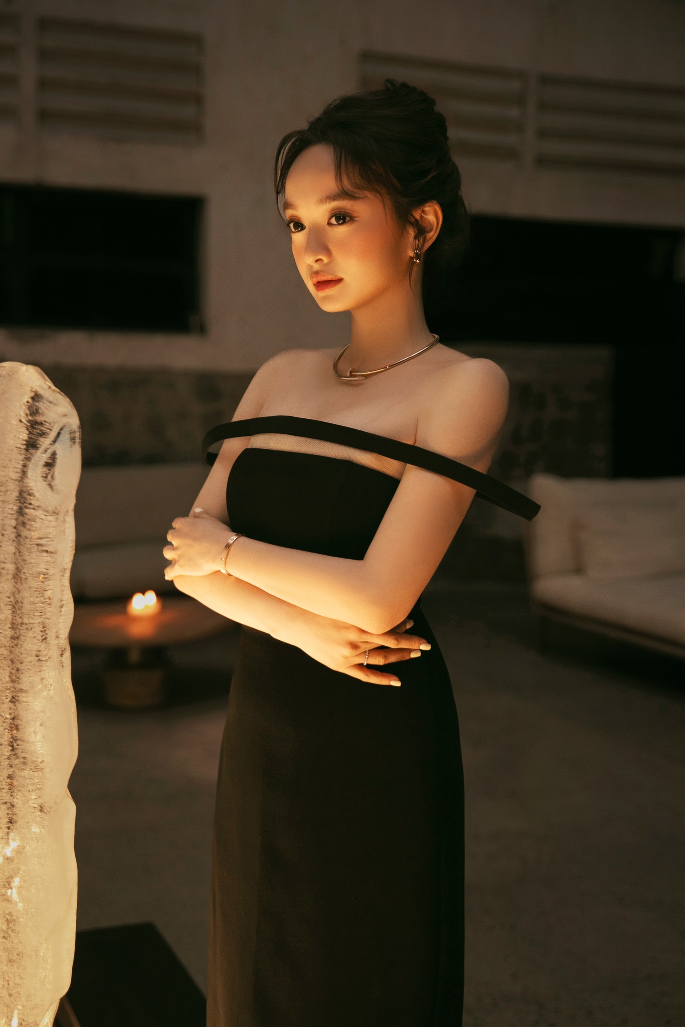 Thân thế "minh tinh" 1m55 trong Tử Chiến Trên Không: Mẹ cũng là tiếp viên hàng không, con hoá thân giống đến 99% - Ảnh 6. Thân thế "minh tinh" 1m55 trong Tử Chiến Trên Không: Mẹ cũng là tiếp viên hàng không, con hoá thân giống đến 99% - Ảnh 6.