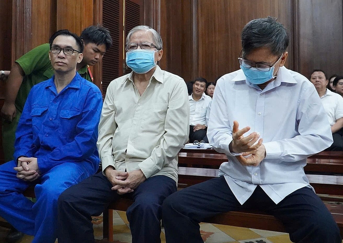 Nữ Việt kiều bí ẩn giúp đại gia Việt Nam sang tay 44 khu đất "vàng" tại trung tâm TP HCM, thu lợi bất chính gần 1.000 tỷ đồng - Ảnh 3. Nữ Việt kiều bí ẩn giúp đại gia Việt Nam sang tay 44 khu đất "vàng" tại trung tâm TP HCM, thu lợi bất chính gần 1.000 tỷ đồng - Ảnh 3.