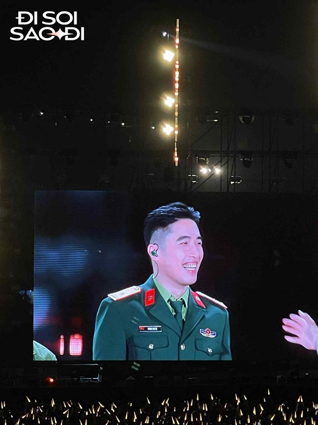 Phản ứng gây sốt của Thủ Tướng Phạm Minh Chính khi chăm chú xem màn trình diễn ca khúc hot nhất dịp 2/9- Ảnh 2.