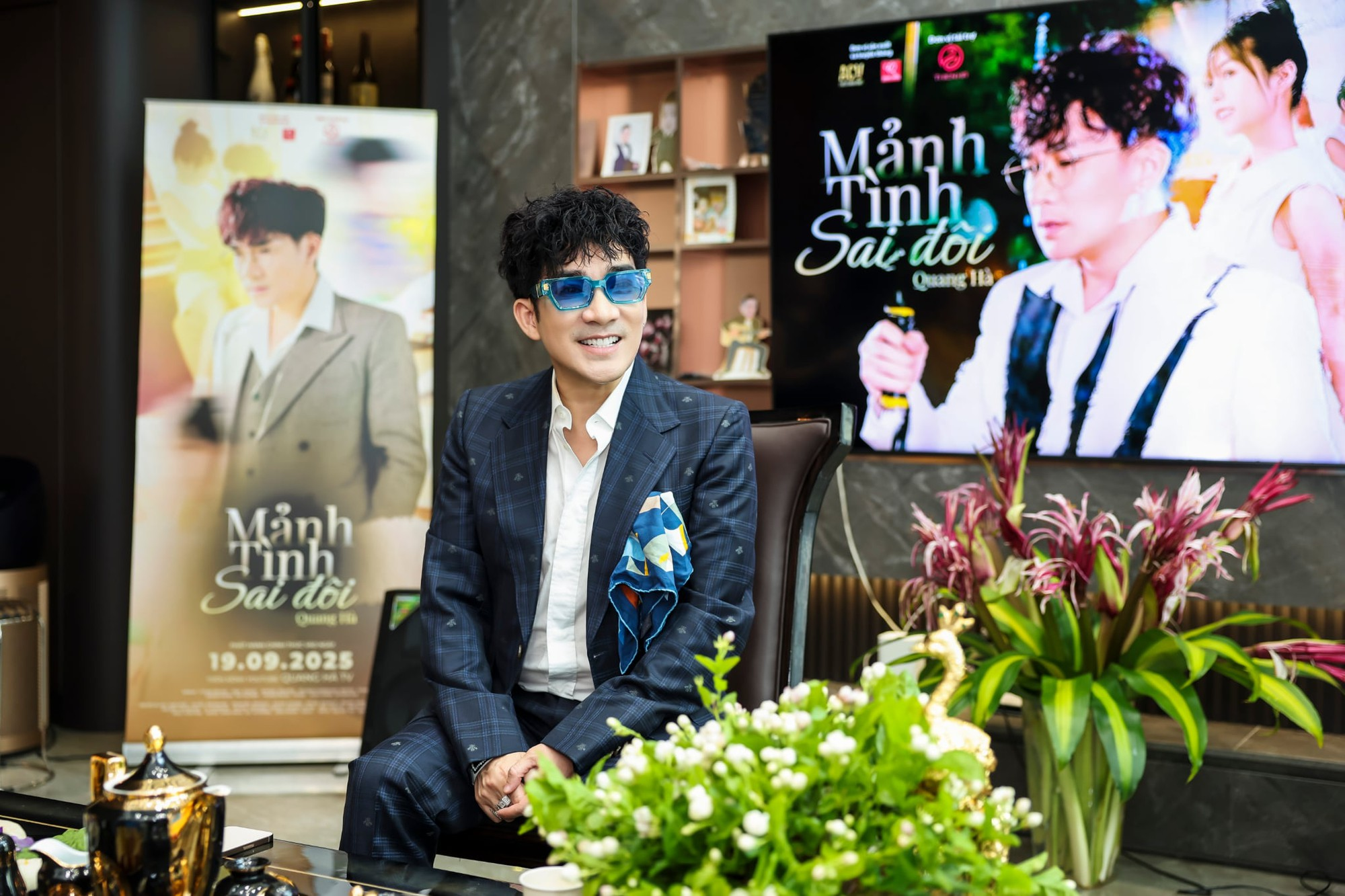 Nhà 8 tầng của ca sĩ Quang Hà ở Ngọc Lâm, Hà Nội - Ảnh 1.