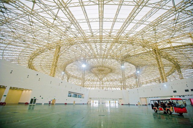 Xây mái vòm Kim Quy lớn nhất thế giới trong 10 tháng: Nhà thầu kể về áp lực tiến độ 'khủng khiếp' và nguyên tắc ‘không để lãng phí dù chỉ 1 phút’ - Ảnh 3.