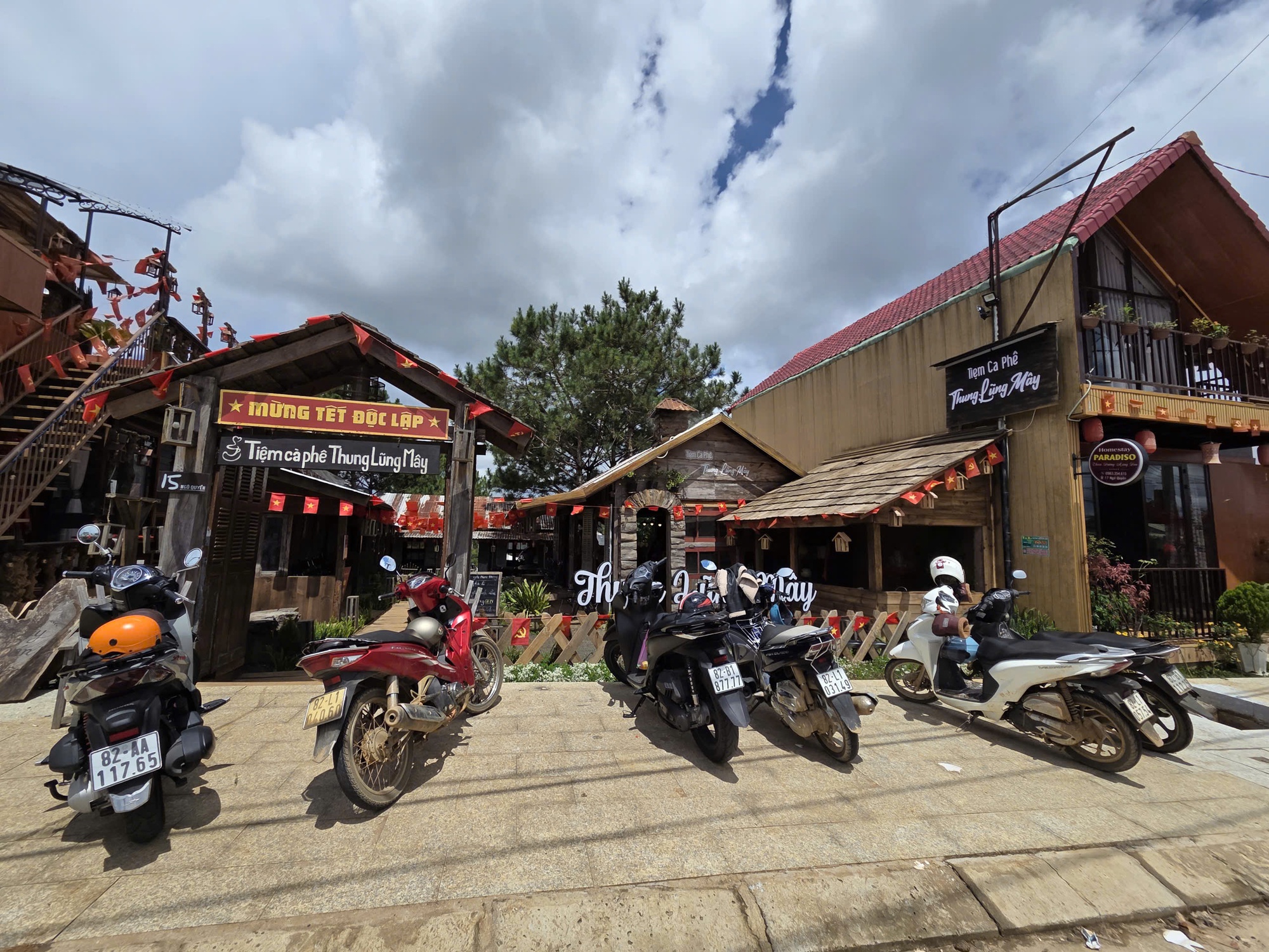 Lô đất Măng Đen bị đấu giá dù đang có chủ sở hữu hợp pháp - Ảnh 1. Lô đất Măng Đen bị đấu giá dù đang có chủ sở hữu hợp pháp - Ảnh 1.