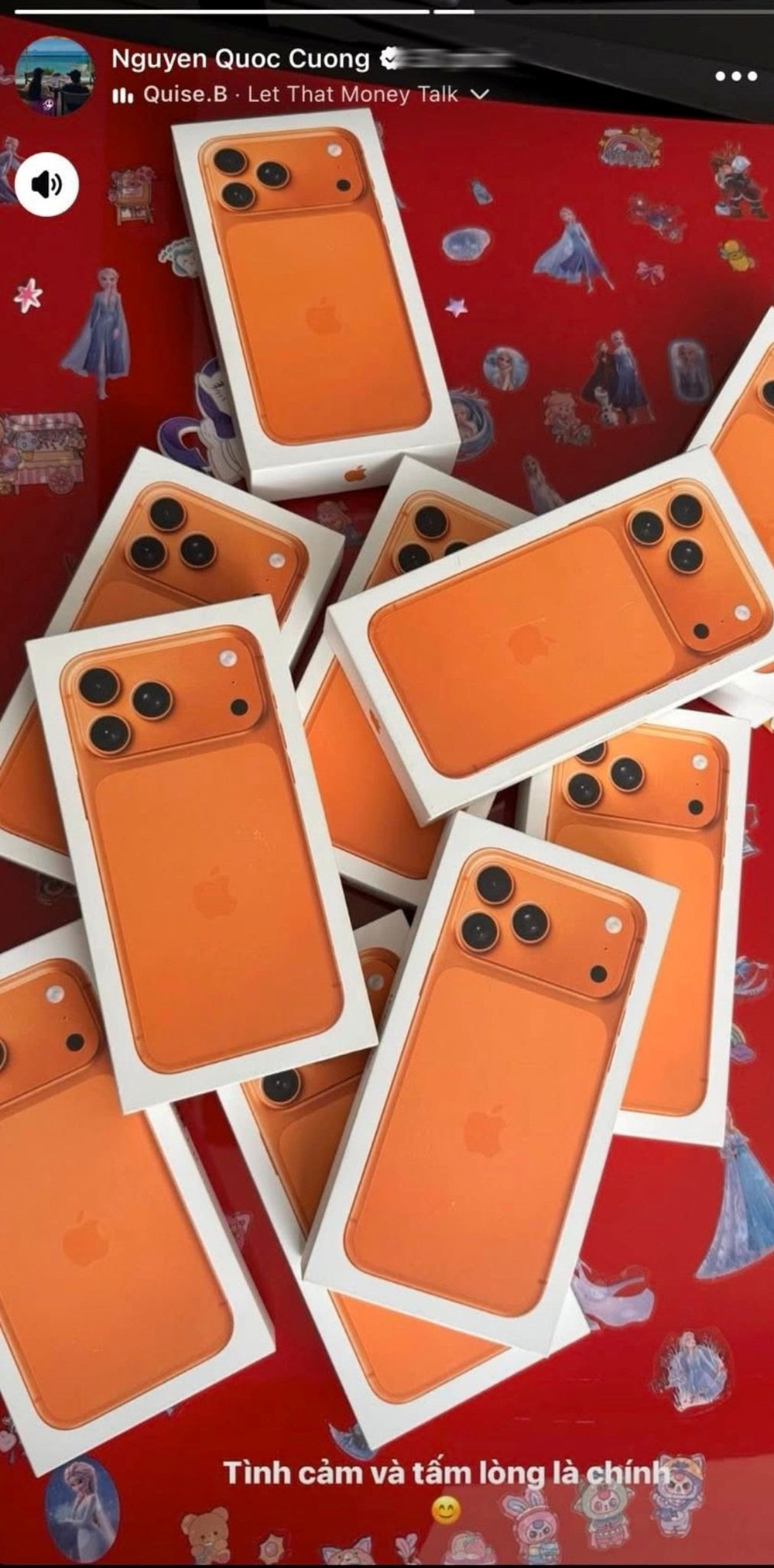 Phó tổng Đỗ Quang Vinh choáng vì iPhone 17 Pro Max: "Mọi người giàu, hay có chỗ mua rẻ mình không biết nhỉ?" - Ảnh 9.