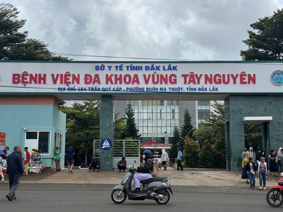 Bắt tạm giam 2 trưởng khoa Bệnh viện đa khoa vùng Tây Nguyên- Ảnh 2. Bắt tạm giam 2 trưởng khoa Bệnh viện đa khoa vùng Tây Nguyên- Ảnh 2.