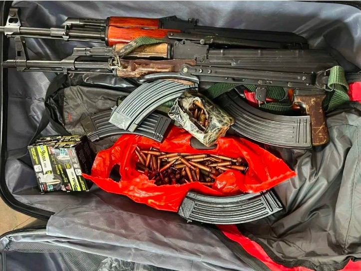 Đam mê súng đạn của Bình kiểm và hậu quả pháp lý nghiêm trọng - Ảnh 1.