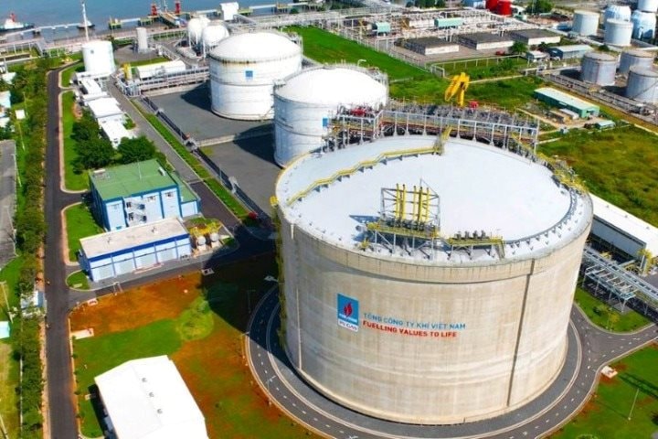 PV GAS được chấp thuận đầu tư dự án Kho LNG Bắc Trung bộ 26.700 tỷ đồng tại Hà Tĩnh- Ảnh 1.