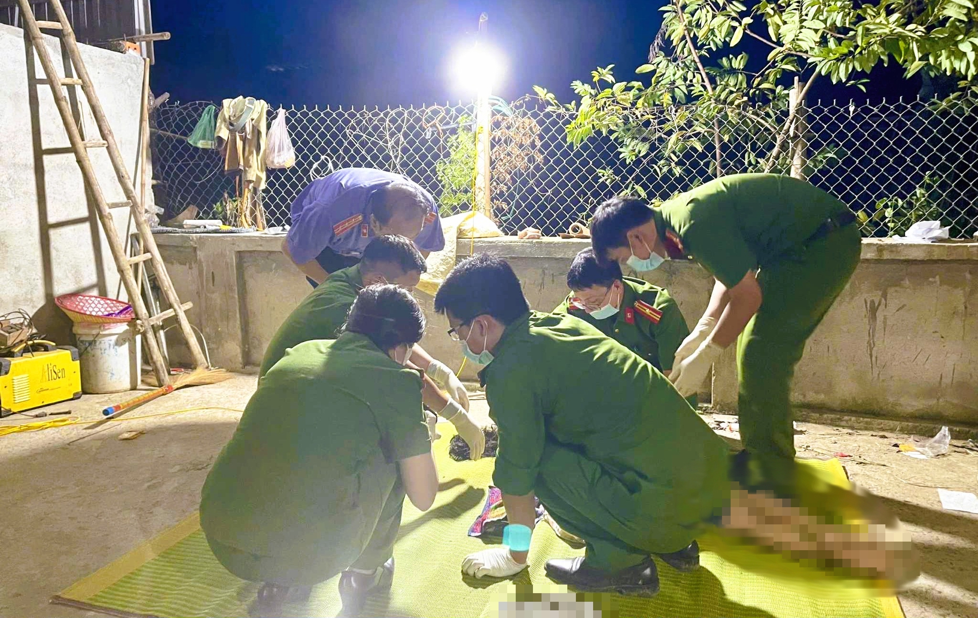 Th&ocirc;ng tin mới vụ anh họ s&aacute;t hại b&eacute; g&aacute;i 8 tuổi rồi cho v&agrave;o bao tải phi tang- Ảnh 1.