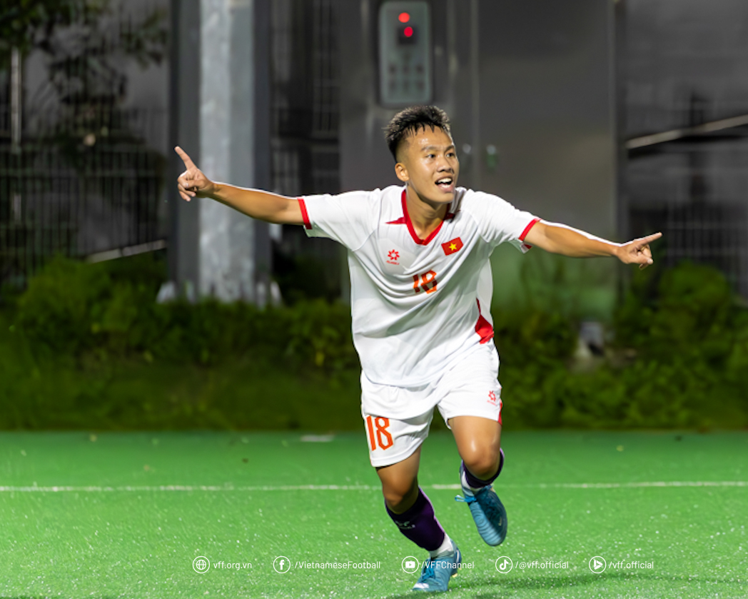 Tuyển U18 Việt Nam tích lũy kinh nghiệm thi đấu tại Hàn Quốc- Ảnh 2. Tuyển U18 Việt Nam tích lũy kinh nghiệm thi đấu tại Hàn Quốc- Ảnh 2.