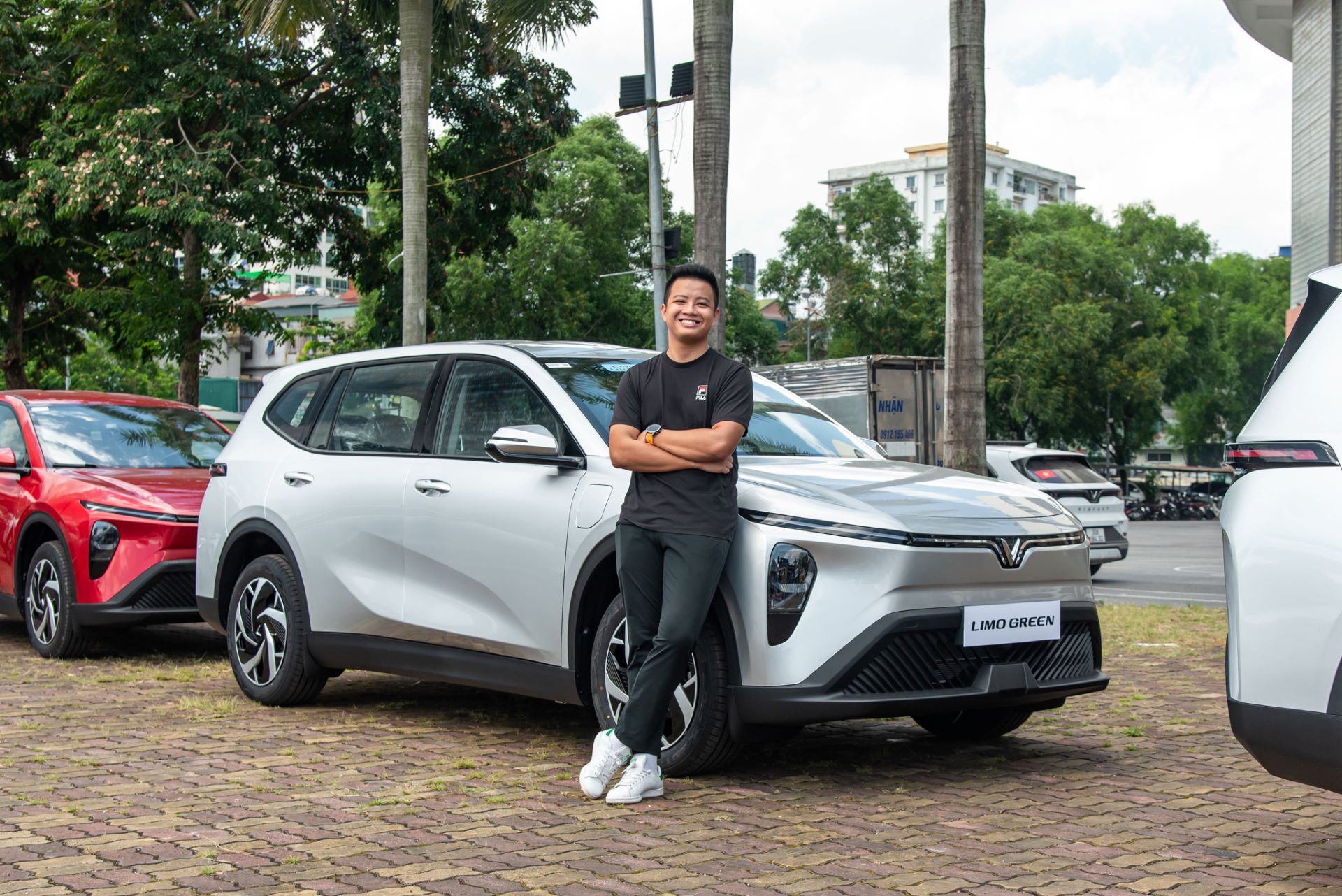 Những chủ xe VinFast Limo Green đầu tiên nói gì sau gần 2 tháng nhận xe?- Ảnh 1. Những chủ xe VinFast Limo Green đầu tiên nói gì sau gần 2 tháng nhận xe?- Ảnh 1.