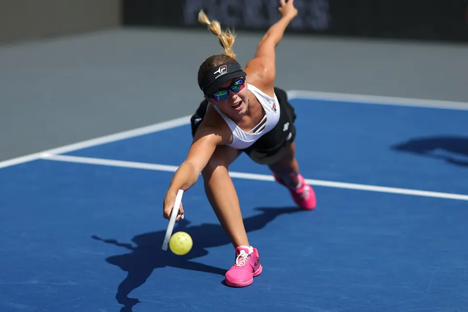 "Anh ơi em đang có thai": Đi xé vé pickleball, đối thủ nói 1 câu khiến tôi sững sờ, tay chân bủn rủn- Ảnh 1. "Anh ơi em đang có thai": Đi xé vé pickleball, đối thủ nói 1 câu khiến tôi sững sờ, tay chân bủn rủn- Ảnh 1.