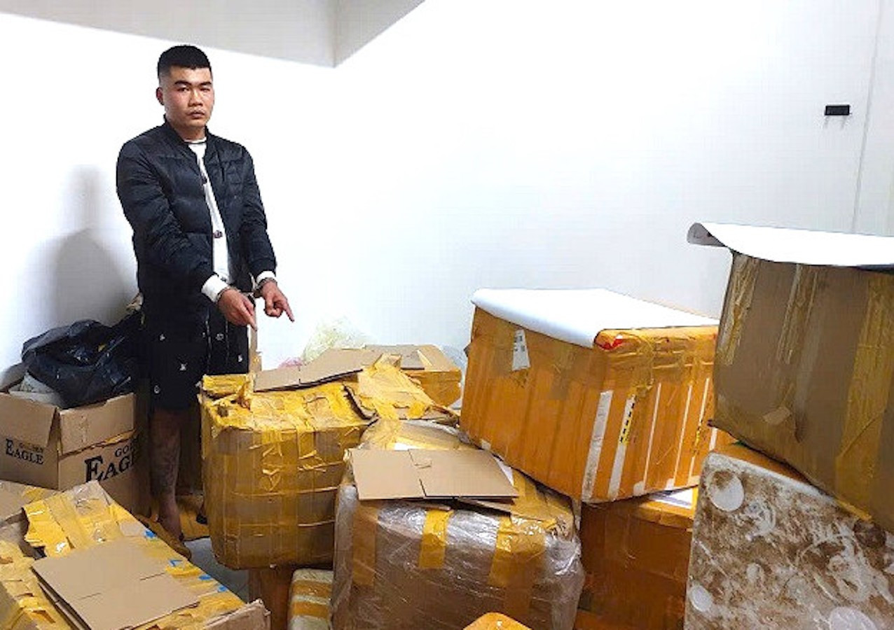 Phát hiện lô vũ khí ‘khủng’ sau vụ nổ súng thị uy trên phố- Ảnh 2.