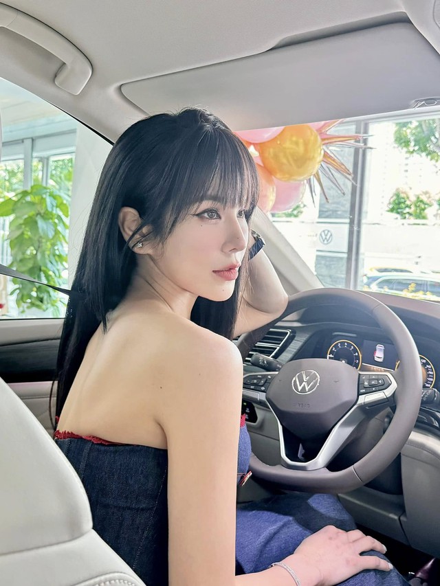 Nhan sắc của mẹ đơn thân nóng bỏng bậc nhất showbiz Việt, sở hữu biệt thự 600m2 ở TP.HCM- Ảnh 6.