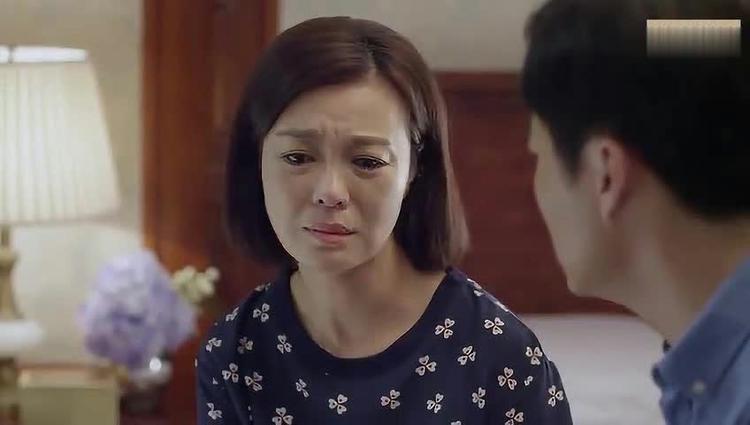 Nữ giám đốc lương 2,6 tỷ/năm bỏ việc để làm mẹ toàn thời gian, 5 năm sau con viết văn: "Người tôi ghét nhất là mẹ"- Ảnh 2.