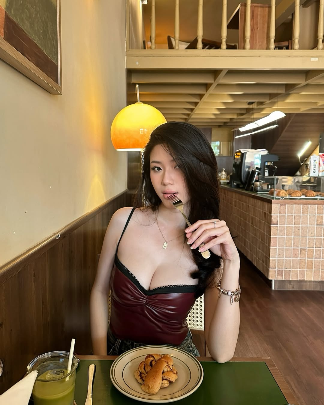 Hot girl Diệp Phương Linh là ai mà nóng bỏng cỡ này?- Ảnh 1. Hot girl Diệp Phương Linh là ai mà nóng bỏng cỡ này?- Ảnh 1.