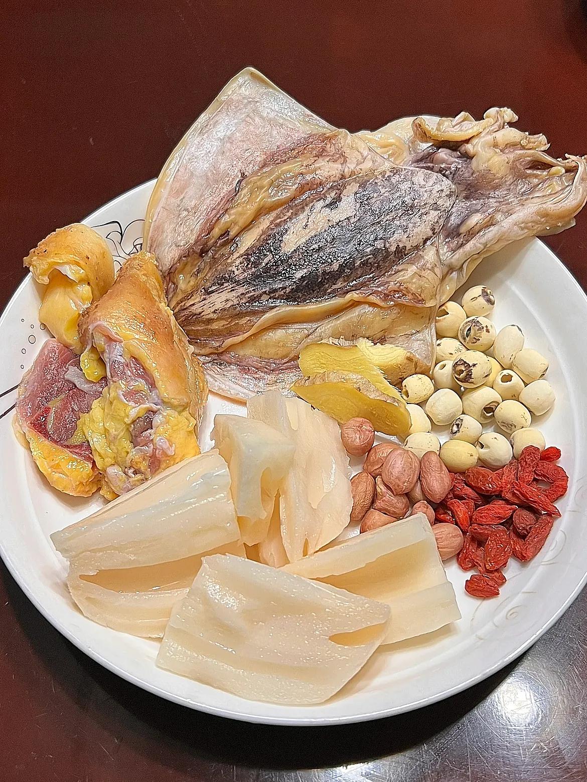 5 m&oacute;n canh dưỡng sinh m&ugrave;a thu: Thanh phổi, bổ kh&iacute;, an thần ai cũng n&ecirc;n nấu cho cả nh&agrave;- Ảnh 5.