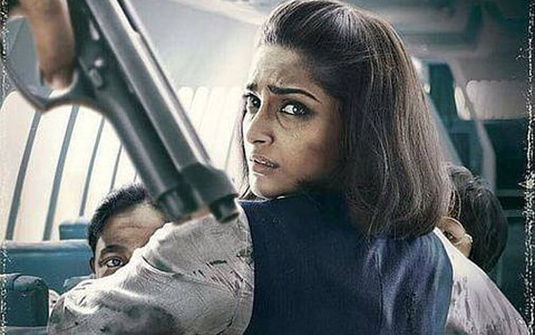 Máy bay bị không tặc tấn công, nữ tiếp viên nhanh trí cứu mạng 359 người, trở thành huyền thoại vĩnh cửu của ngành hàng không- Ảnh 1.