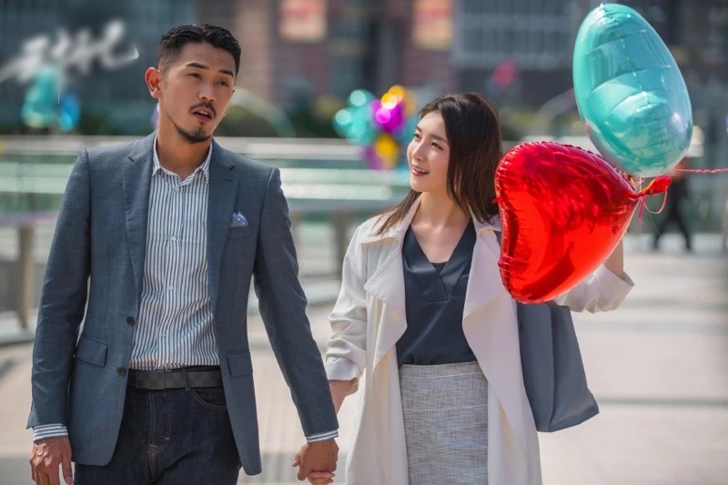 Xuất hiện tổng tài bị chê xấu nhất Vbiz, ảnh cận mặt sao lại buồn cười thế này- Ảnh 5.