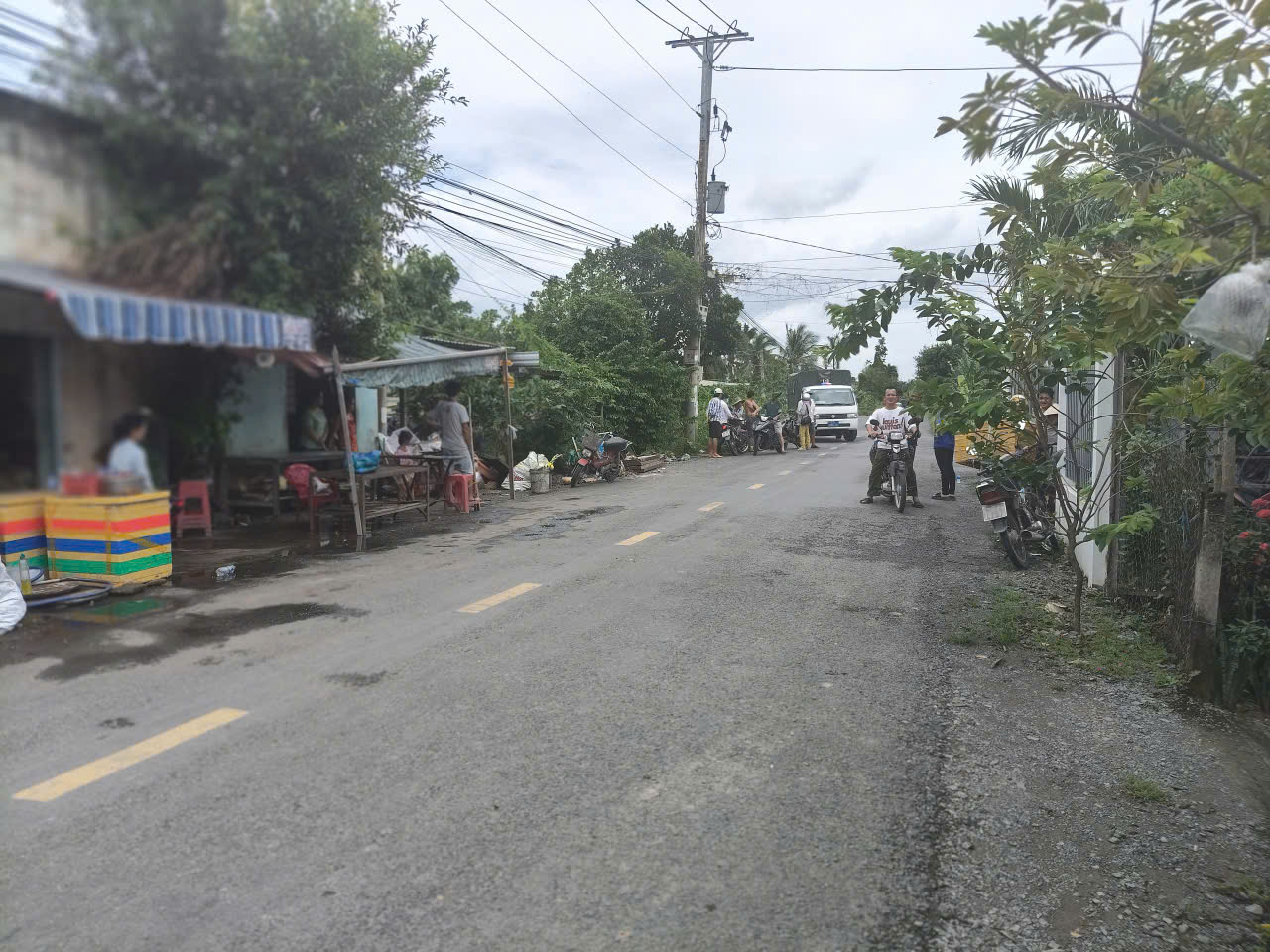 Nghi phạm cướp giật điện thoại người phụ nữ bại liệt ở Tây Ninh khai gì?- Ảnh 4. Nghi phạm cướp giật điện thoại người phụ nữ bại liệt ở Tây Ninh khai gì?- Ảnh 4.