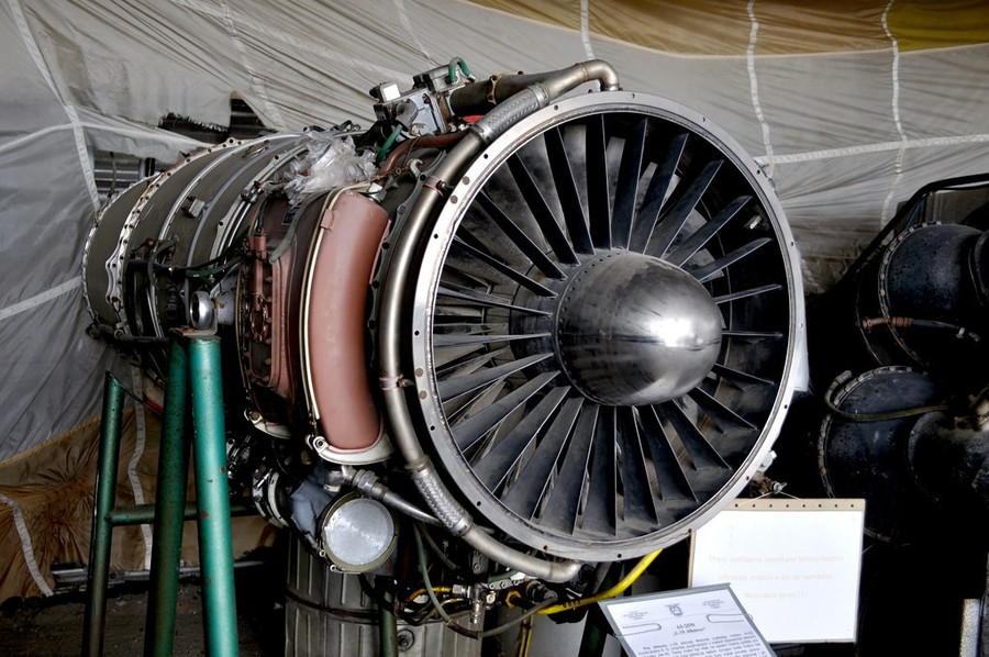 Kho dự trữ động cơ phản lực cho tên lửa hành trình Flamingo- Ảnh 1.