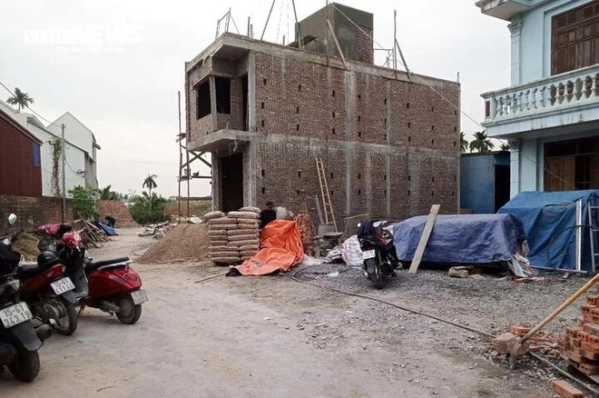 Người xây nhà trên đất người khác ở Hải Phòng: Bất đắc dĩ sẽ thuê thần đèn dịch chuyển nhà về đúng chỗ- Ảnh 3.