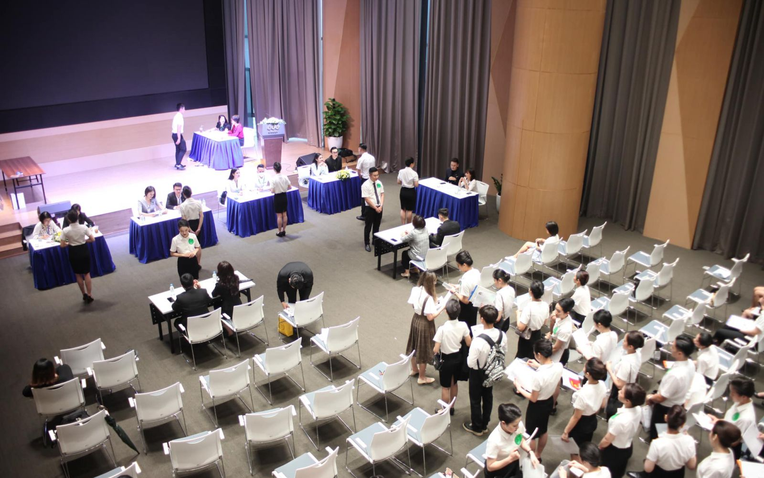 Một công việc trong mơ với thu nhập "miễn bàn", được đi khắp nơi nhưng tiêu chuẩn khắt khe đến bất ngờ- Ảnh 1.