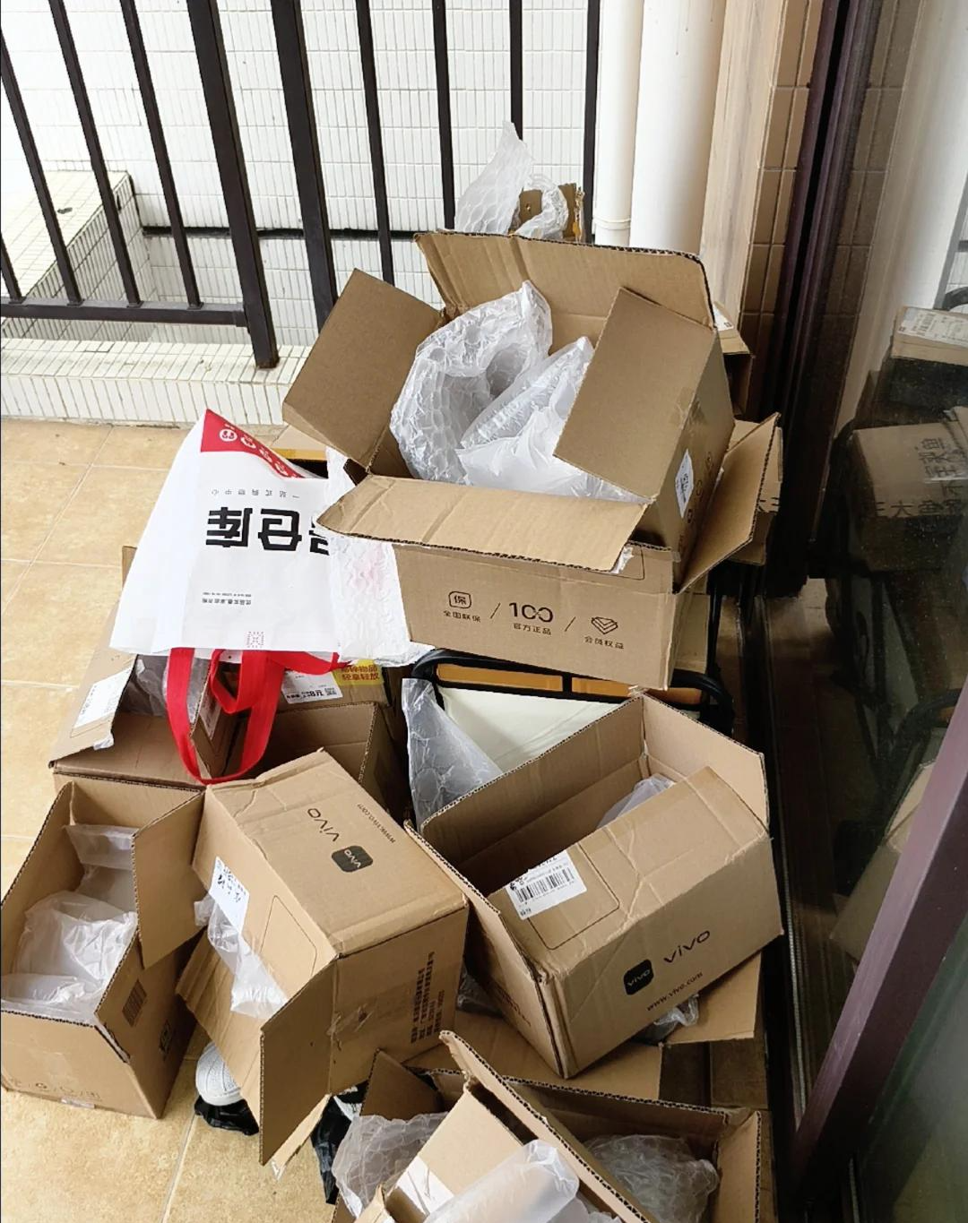 Người Việt "sản xuất theo lô" nên 90% mắc 6 thói xấu tích trữ này: Chật nhà, chướng mắt, dọn mệt điên!- Ảnh 3.