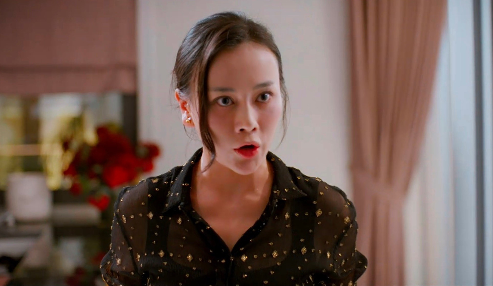 Chuyện gì vừa xảy ra với gương mặt của Phương Oanh?- Ảnh 6. Chuyện gì vừa xảy ra với gương mặt của Phương Oanh?- Ảnh 6.