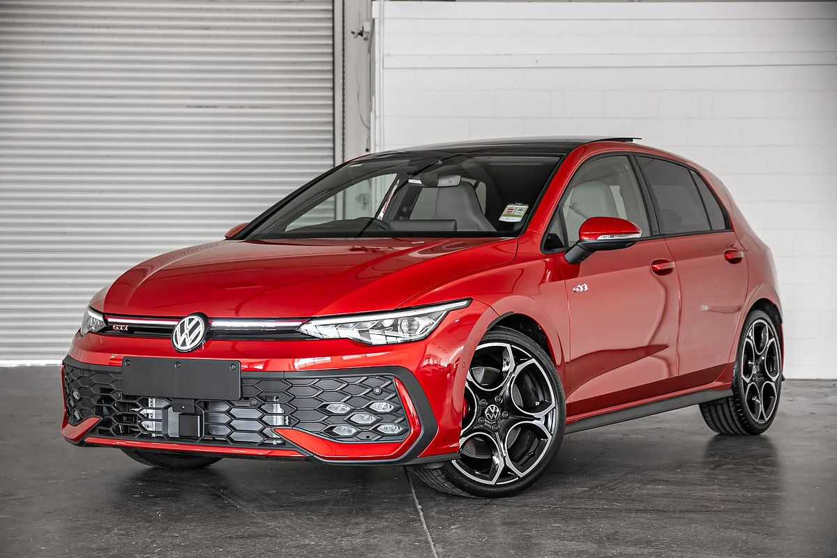 VW Golf lộ diện ở Việt Nam: Là bản giữa và bản tiêu chuẩn, giá khởi điểm chưa đến 800 triệu, có máy hybrid- Ảnh 7.