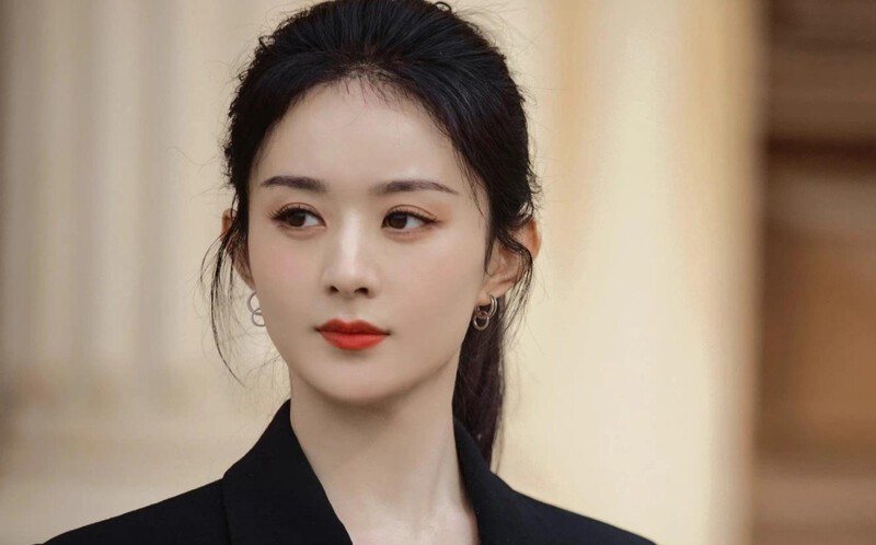 5 mỹ nhân có gương mặt đẹp nhất Trung Quốc: Địch Lệ Nhiệt Ba lại thua Dương Mịch, hạng 1 không ai dám cãi- Ảnh 1. 5 mỹ nhân có gương mặt đẹp nhất Trung Quốc: Địch Lệ Nhiệt Ba lại thua Dương Mịch, hạng 1 không ai dám cãi- Ảnh 1.