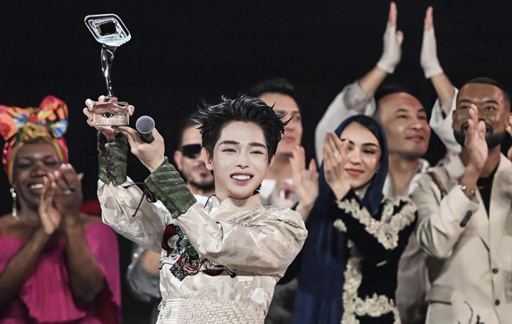 Bố Đức Ph&uacute;c gửi t&acirc;m thư đến Mỹ T&acirc;m, cảm ơn v&igrave; đ&atilde; thực hiện c&uacute; bấm chọn thay đổi số phận của con m&igrave;nh!- Ảnh 1.