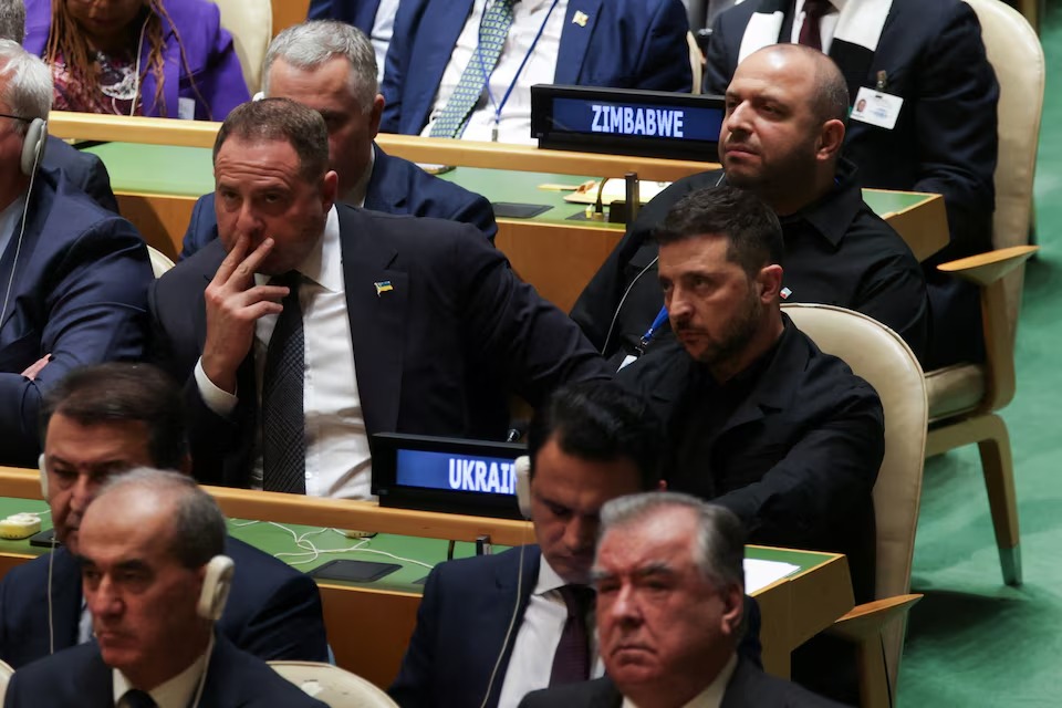 Tổng thống Trump phát biểu tại LHQ: Chỉ trích đồng minh NATO, than phiền thang máy hỏng- Ảnh 1. Tổng thống Trump phát biểu tại LHQ: Chỉ trích đồng minh NATO, than phiền thang máy hỏng- Ảnh 1.