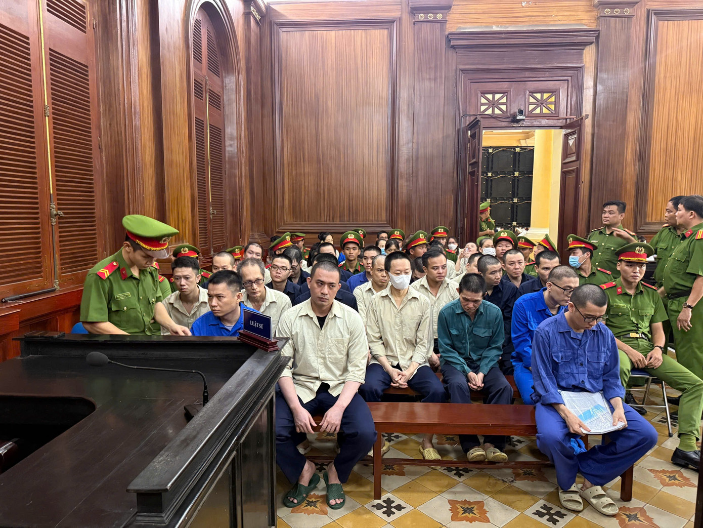 4 anh em ruột tham gia điều hành đường dây đánh bạc 3,8 tỷ USD- Ảnh 3.