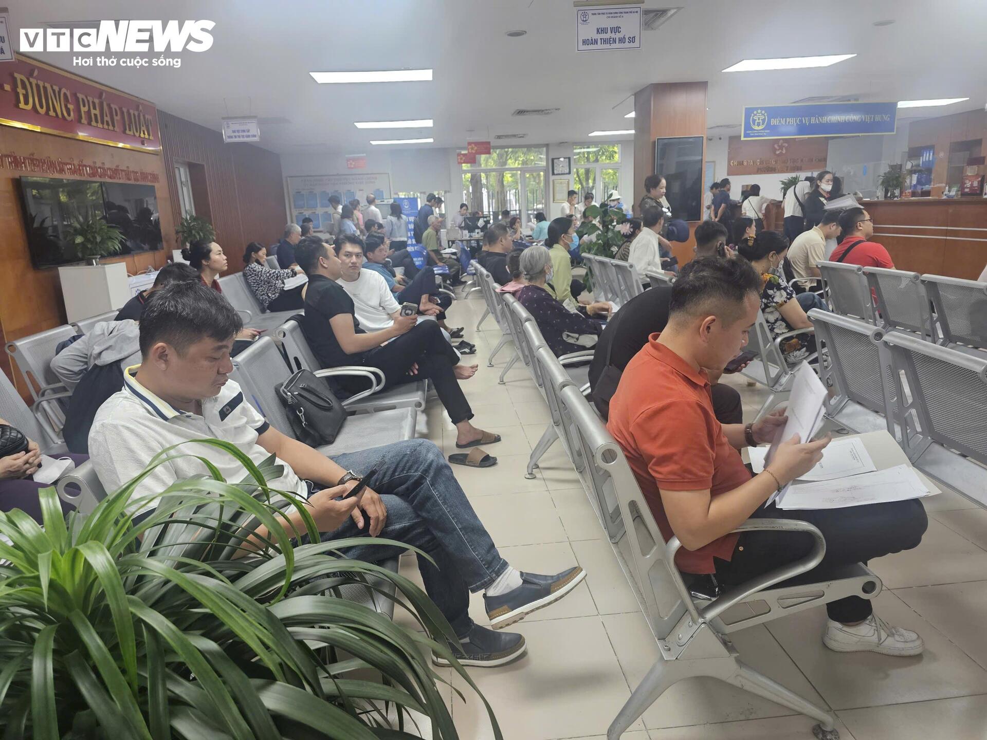 ‘Cò’ giăng lưới bủa vây, người mua nhà xã hội ‘dính’ bất cứ lúc nào- Ảnh 7.