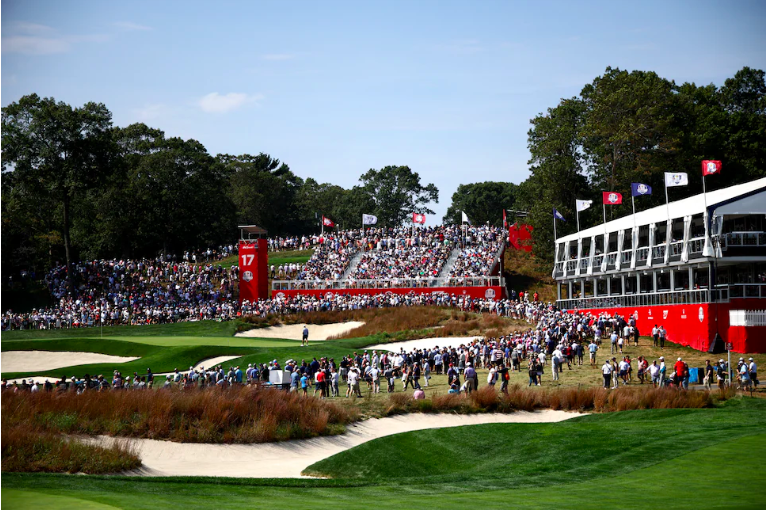Ryder Cup 2025: Lễ khai mạc phải dời lịch vì mưa bão, vé VIP 35.000 USD gây sốc- Ảnh 1.