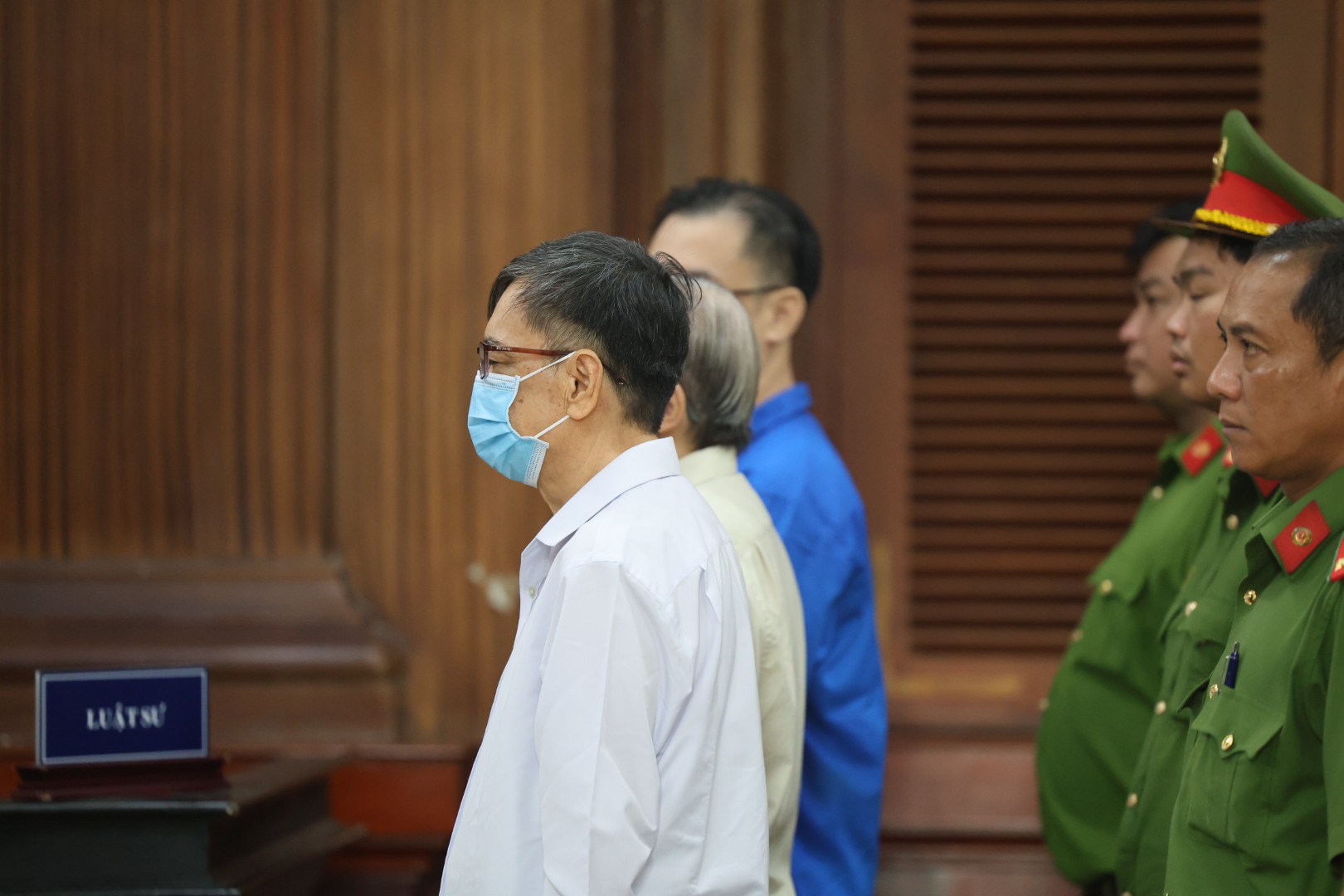 Vụ Đinh Trường Chinh hưởng lợi 970 tỉ đồng: Số phận 4 khu đất vàng ở phường Sài Gòn ra sao?- Ảnh 1. Vụ Đinh Trường Chinh hưởng lợi 970 tỉ đồng: Số phận 4 khu đất vàng ở phường Sài Gòn ra sao?- Ảnh 1.