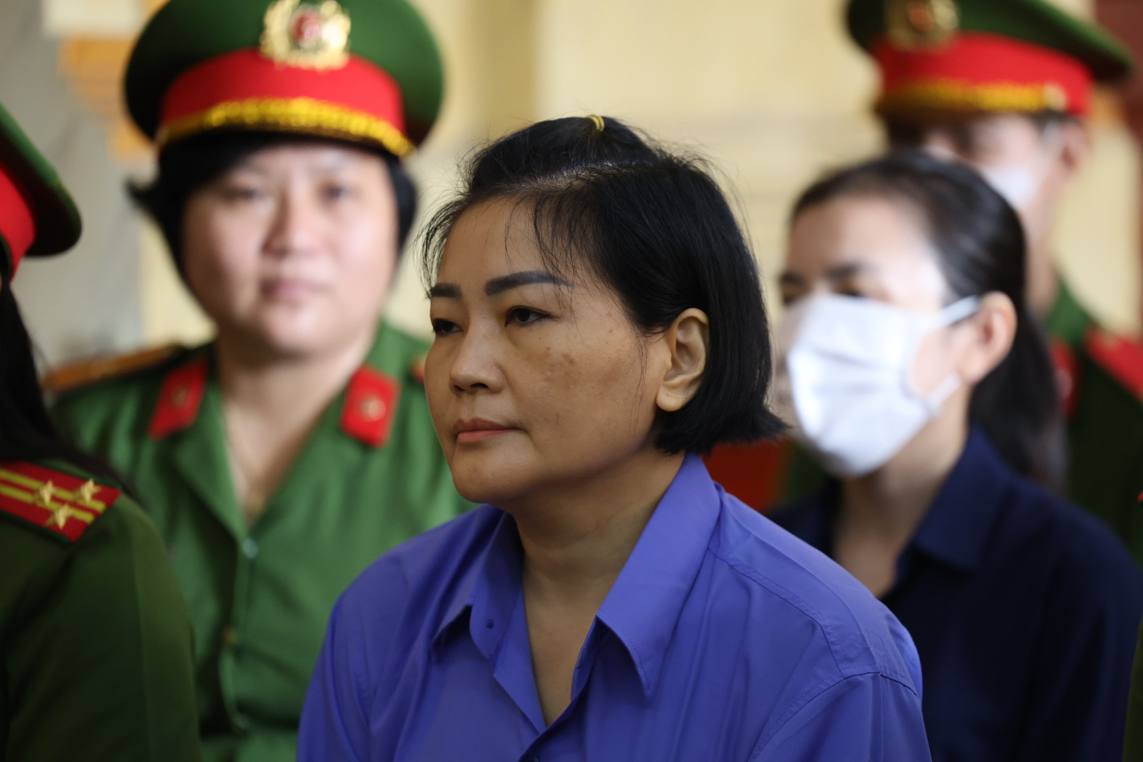 Một câu hỏi của chủ toạ khiến cựu Tổng giám đốc SJC ngượng ngùng- Ảnh 2.