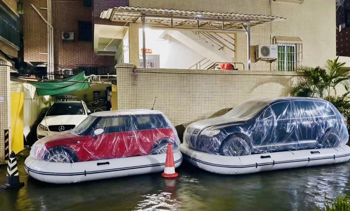 B&atilde;o cận kề Việt Nam, m&oacute;n đồ bảo vệ &ocirc; t&ocirc; n&agrave;y lại sốt tr&ecirc;n MXH: Ngập mấy cũng kh&ocirc;ng sợ nhưng cần đảm bảo một yếu tố- Ảnh 1.