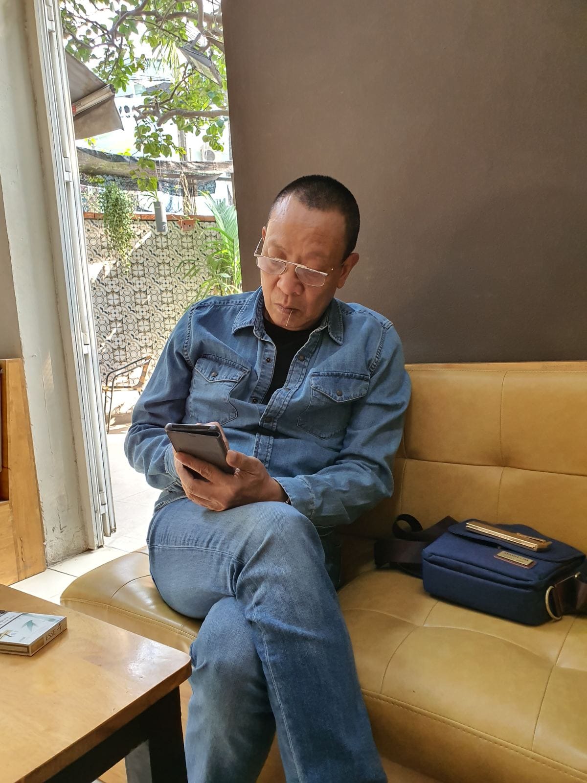 MC Lại Văn Sâm ra thông báo khẩn: "Chỉ nói một lần rồi thôi"- Ảnh 3. MC Lại Văn Sâm ra thông báo khẩn: "Chỉ nói một lần rồi thôi"- Ảnh 3.