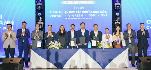"Liên minh chiến lược" của tỷ phú Phạm Nhật Vượng bắt tay doanh nghiệp vàng bạc giá trị 480 triệu USD - Ảnh 1.