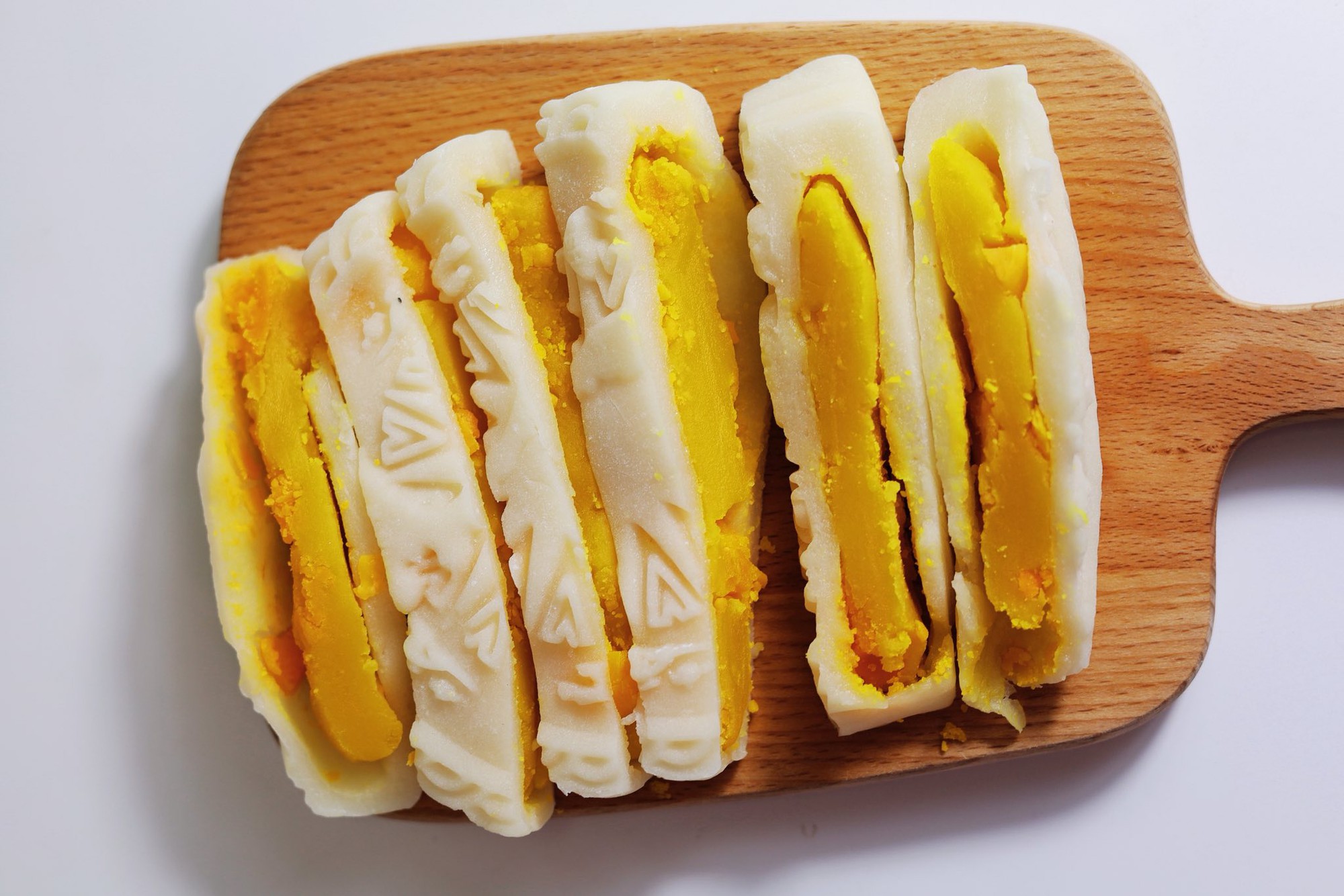 Bánh dẻo thành trung tâm Bánh dẻo thành trung tâm