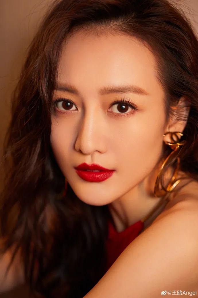 Làm ơn đừng đưa nước tẩy trang cho 5 mỹ nhân showbiz này kẻo lại thất vọng!- Ảnh 19. Làm ơn đừng đưa nước tẩy trang cho 5 mỹ nhân showbiz này kẻo lại thất vọng!- Ảnh 19.