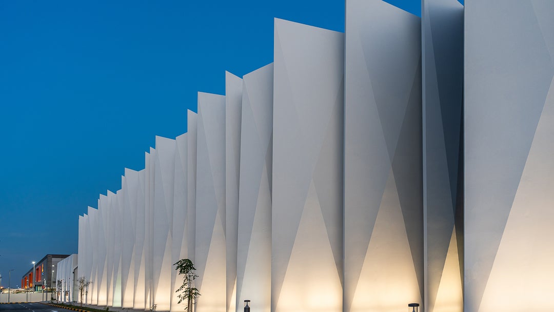 Tin vui từ UAE: "Ông lớn" G42 muốn bắt tay FPT và Việt Thái làm trung tâm dữ liệu, chủ nhân tháp Burj Khalifa sắp sang Việt Nam tìm cơ hội đầu tư- Ảnh 3.