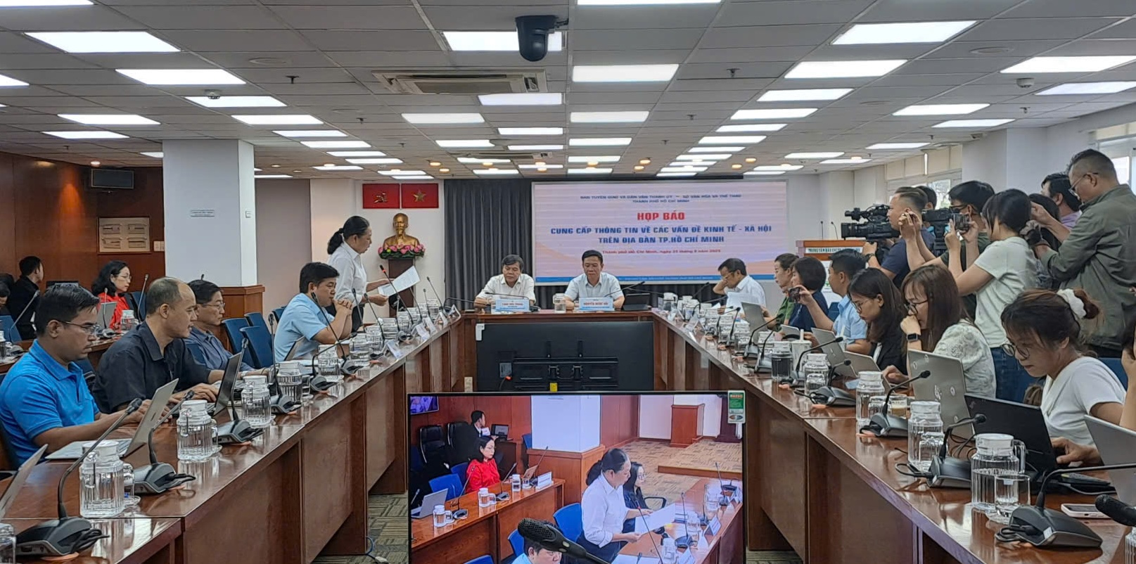 Công an TP HCM thông tin về nhóm Ngũ Hổ Tướng nghi quảng cáo cờ bạc, cá độ- Ảnh 3.