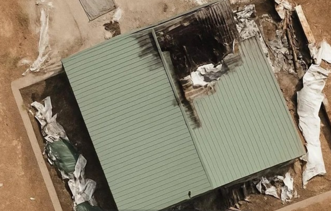 Ấn Độ tung đòn BrahMos xuyên thủng căn cứ Pakistan, F-16 bị đánh trúng trong hangar- Ảnh 1.